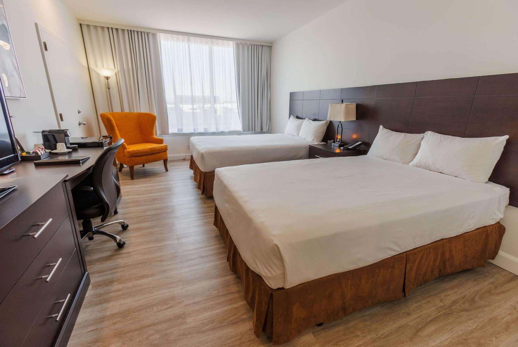 Travelodge By Wyndham Quebec City Hotel & Convention Centre Exterior foto