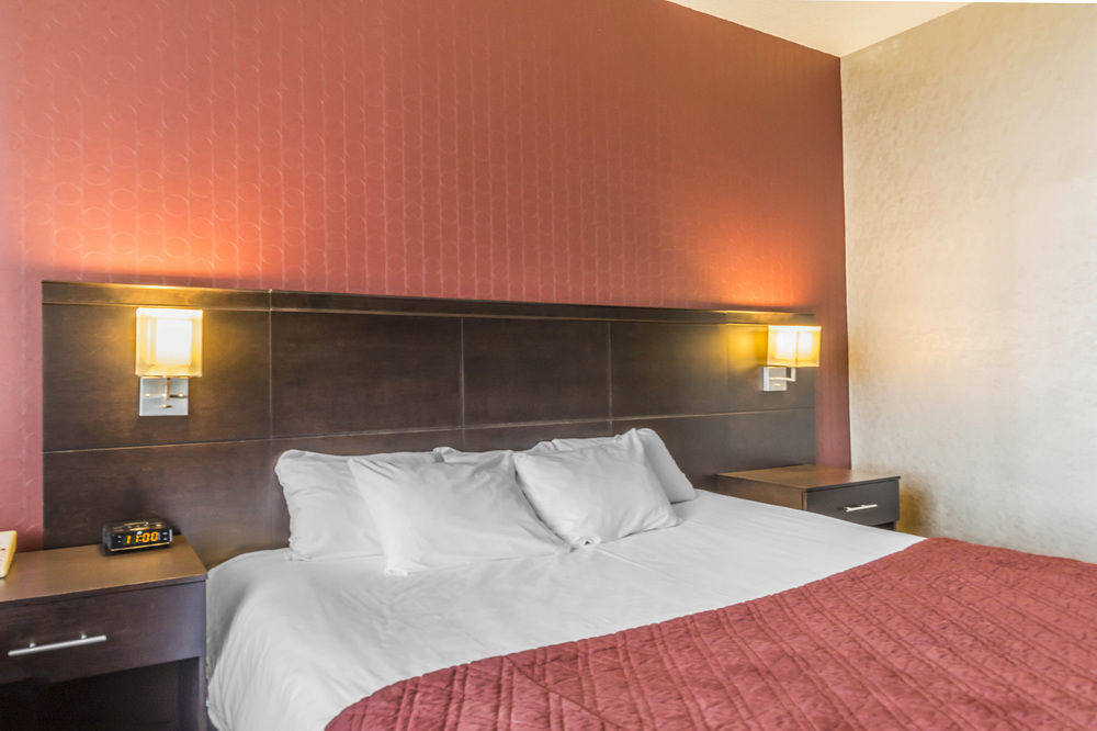 Travelodge By Wyndham Quebec City Hotel & Convention Centre Exterior foto