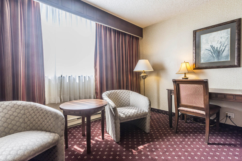 Travelodge By Wyndham Quebec City Hotel & Convention Centre Exterior foto