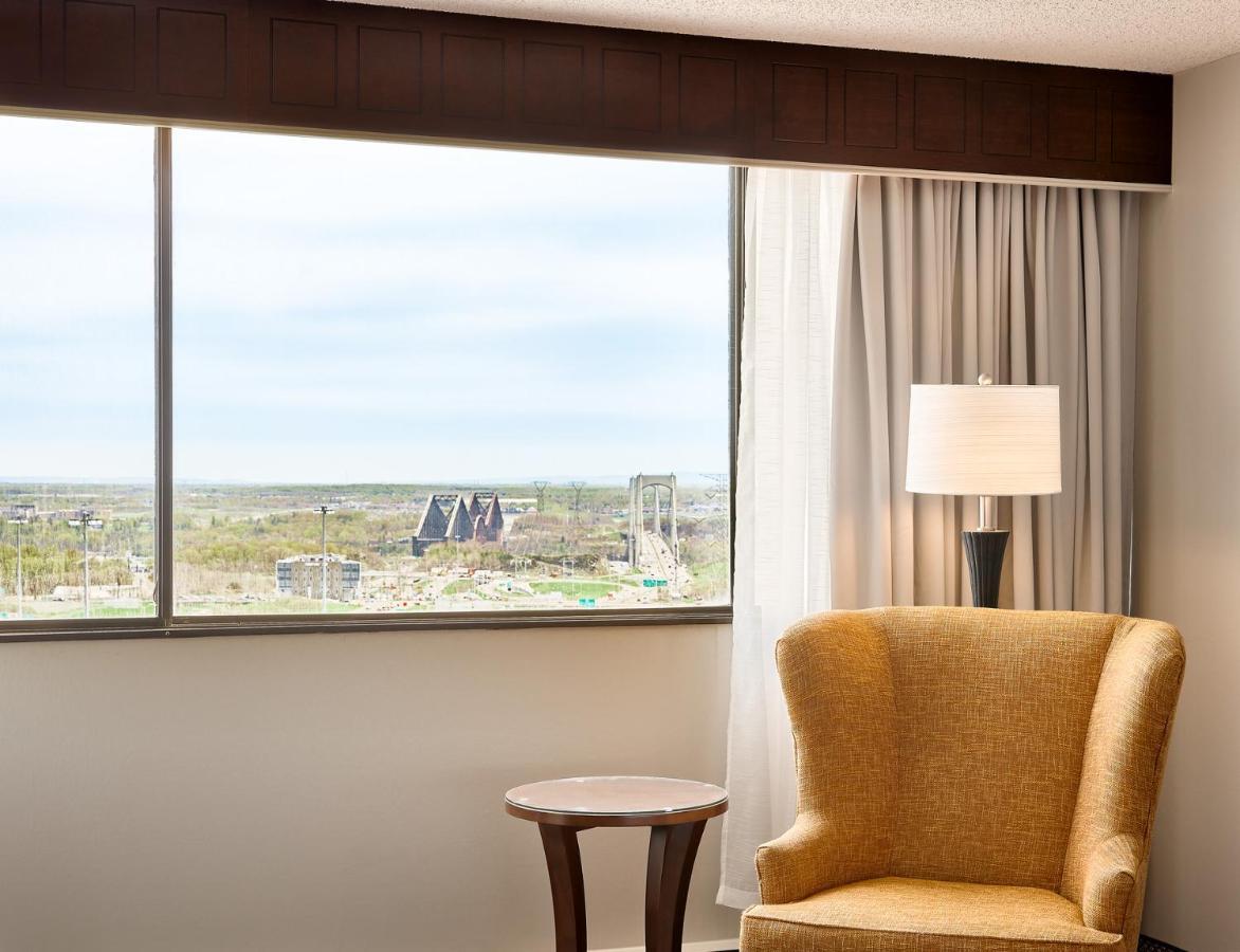 Travelodge By Wyndham Quebec City Hotel & Convention Centre Exterior foto